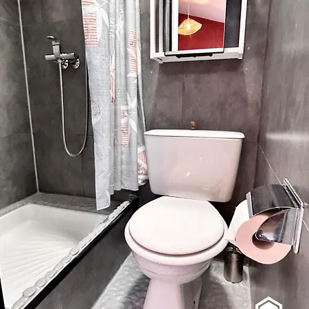 Little Nest - Old Town - Breakfast - Wifi - Ac Niza