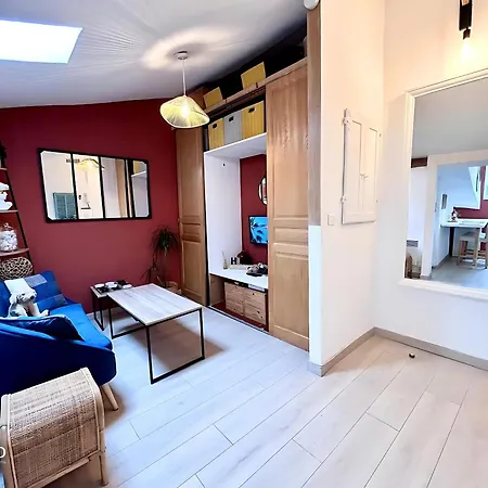 Apartment Little Nest - Old Town - Breakfast - Wifi - Ac Nice