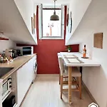 Little Nest - Old Town - Breakfast - Wifi - Ac